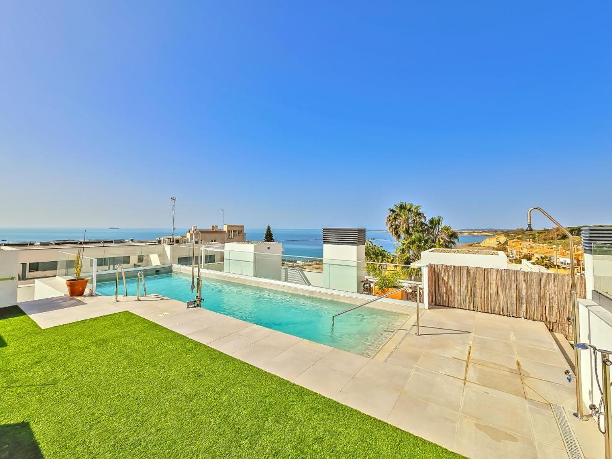 Oceanfront Duplex With A Rooftop Pool And Terrace El Puerto de Santa María Kültér fotó